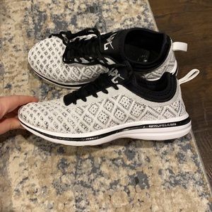 APL TECHLOOM PHANTOM SNEAKERS